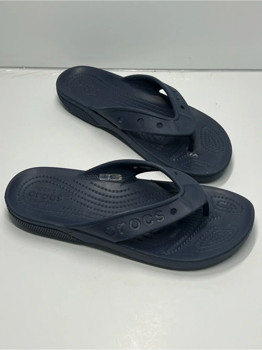 CROCS Men’s Size 6 Women’s Size 8 Navy Blue Waterproof Sandal Flip Flop